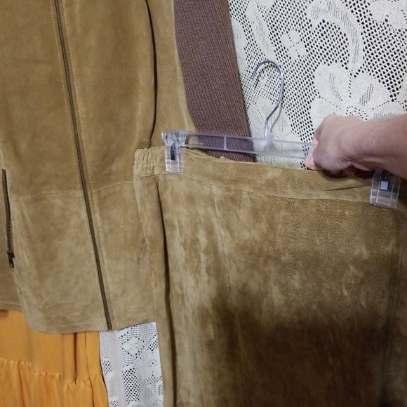 J G Hook 100% Leather Suede Jacket & Skirt 16W - Picture 7 of 7